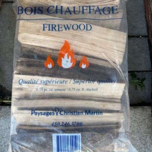 Bois de chauffage SEC au sac 0.75pied cube